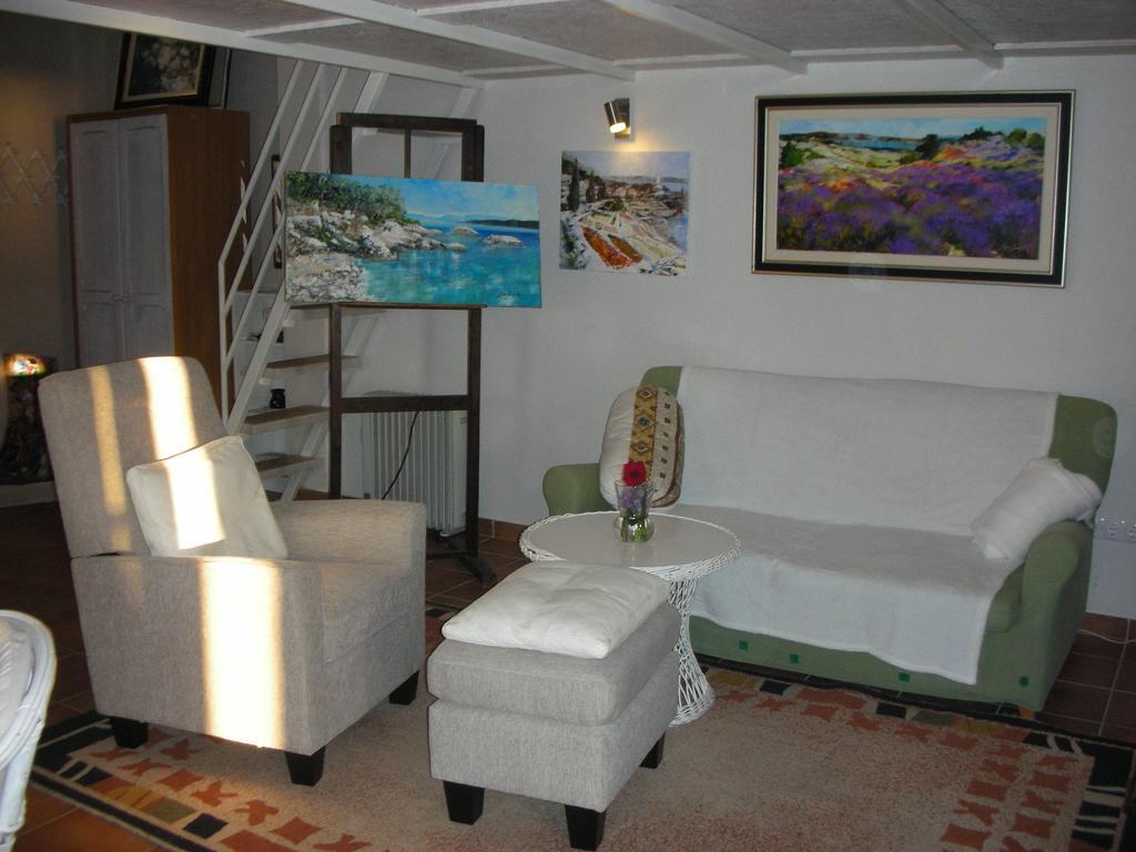 Apartment Croatia Art Drasnice Room photo