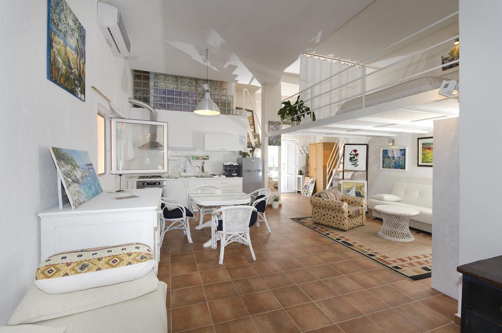 Apartment Croatia Art Drasnice Room photo